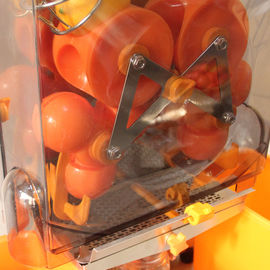 OEM ODM 220V Zumex Orange Juicer / Centrifugal Juicing Machine For Bar